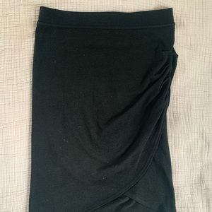 Wilfred Free knit skirt with ruching on side